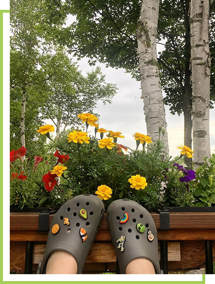 crocs gardening boots